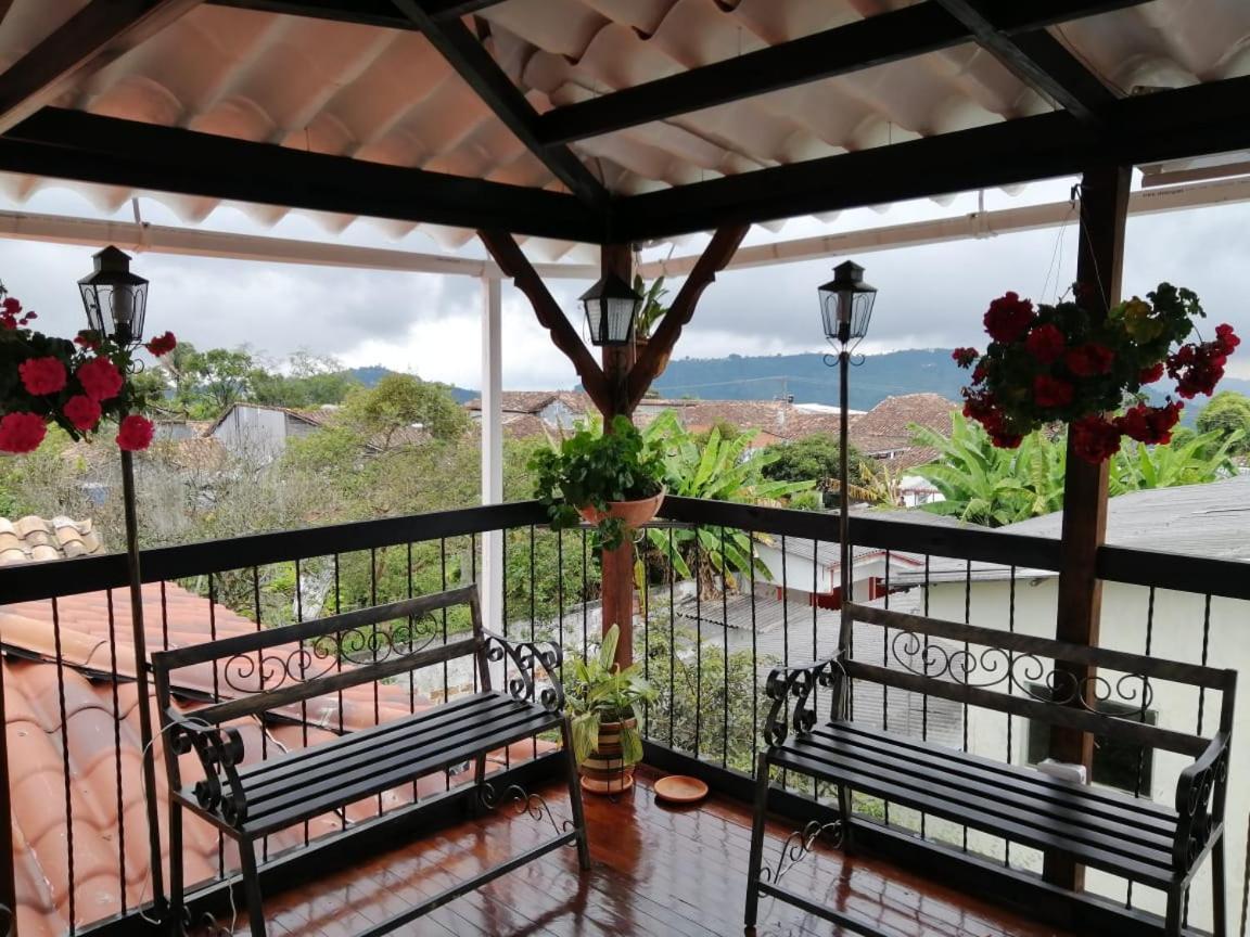 La Estancia Hotel Boutique Саламина Экстерьер фото