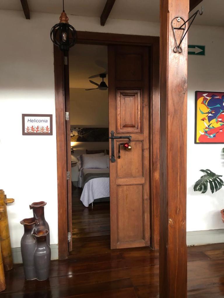La Estancia Hotel Boutique Саламина Экстерьер фото